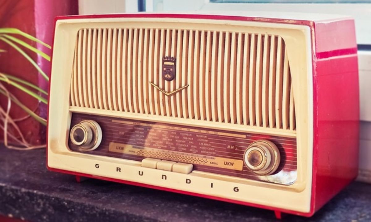 Communication Radio in Mexico