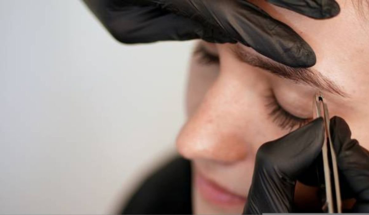 Benefits of Eyebrow Tattooing